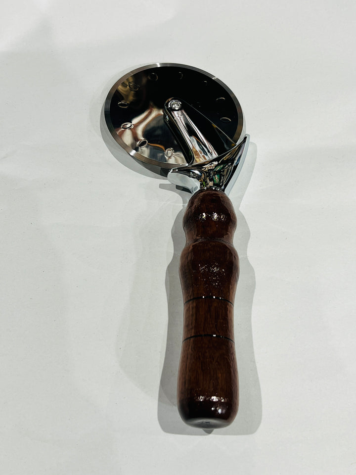 Pizza Cutter Walnut Handle with Stainless Steel Rotary Blade 9903