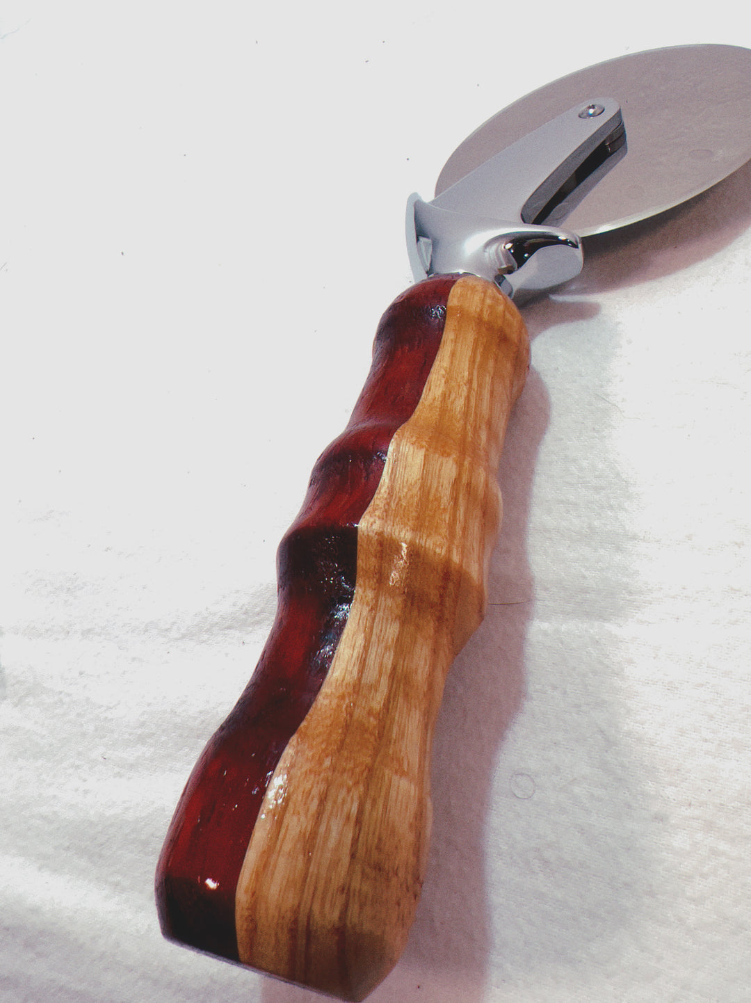 Pizza Cutter Multiple Hardwoods Handle with Stainless Steel Rotary Blade 9952