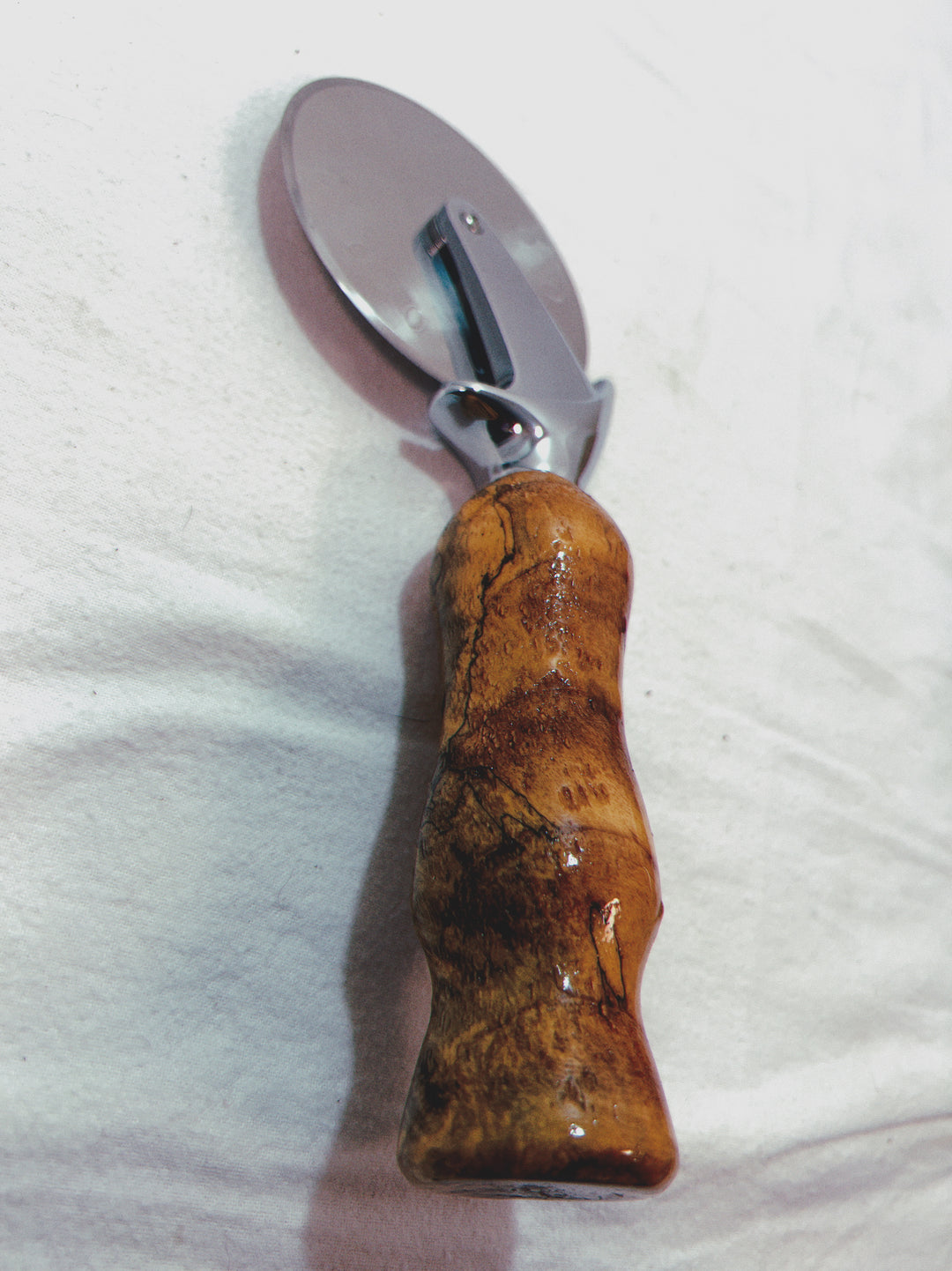 Pizza Cutter Spalted Pecan Hardwoods Handle with Stainless Steel Rotary Blade 9954