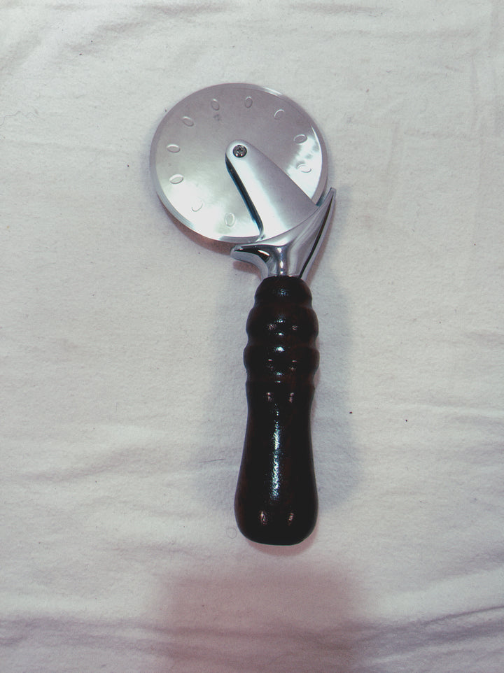 Pizza Cutter Walnut Hardwood Handle with Stainless Steel Rotary Blade 9955