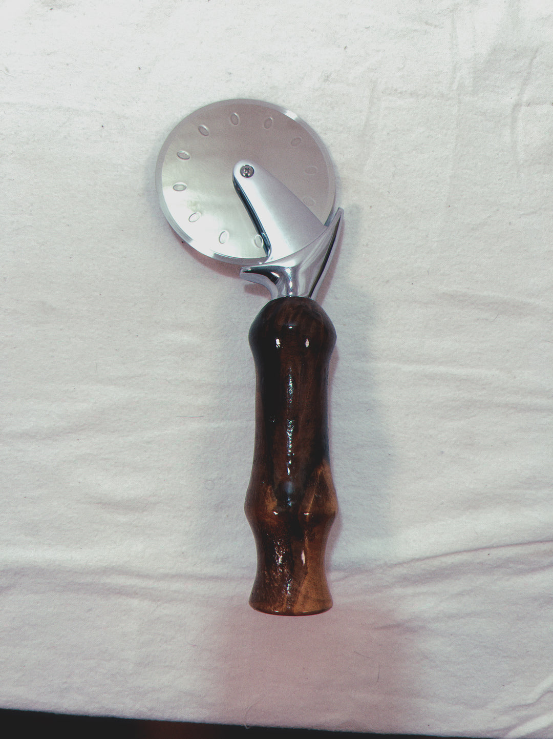 Pizza Cutter Walnut Hardwood Handle with Stainless Steel Rotary Blade 9955