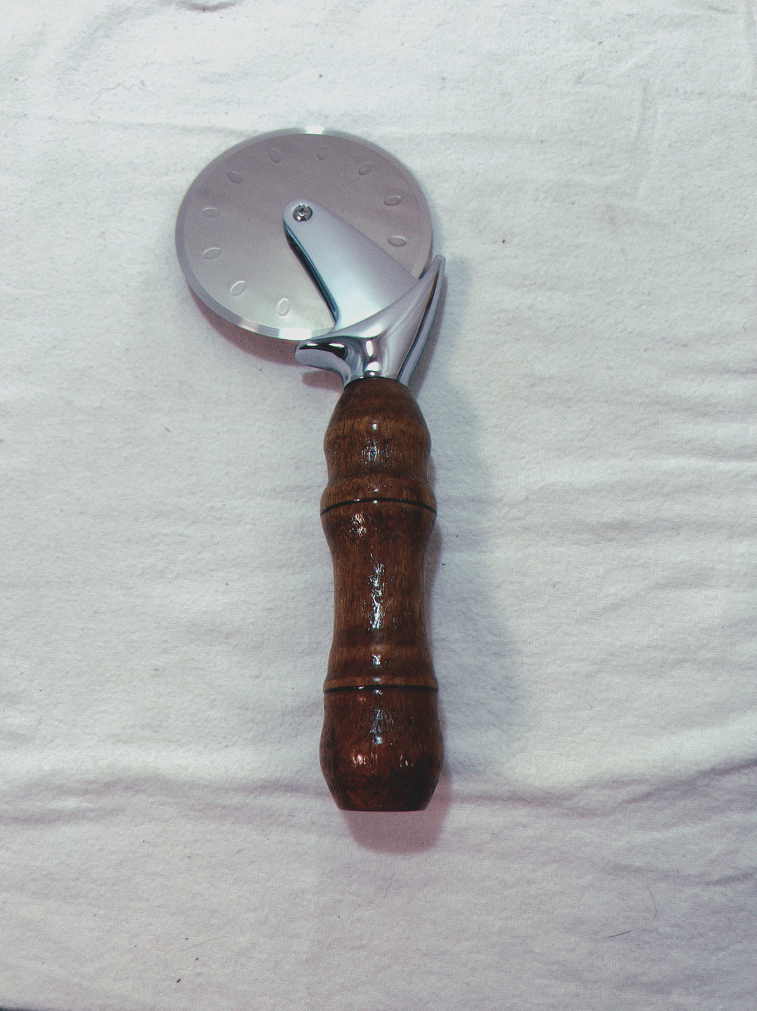 Pizza Cutter Pecan Hardwood Handle with Stainless Steel Rotary Blade 9976
