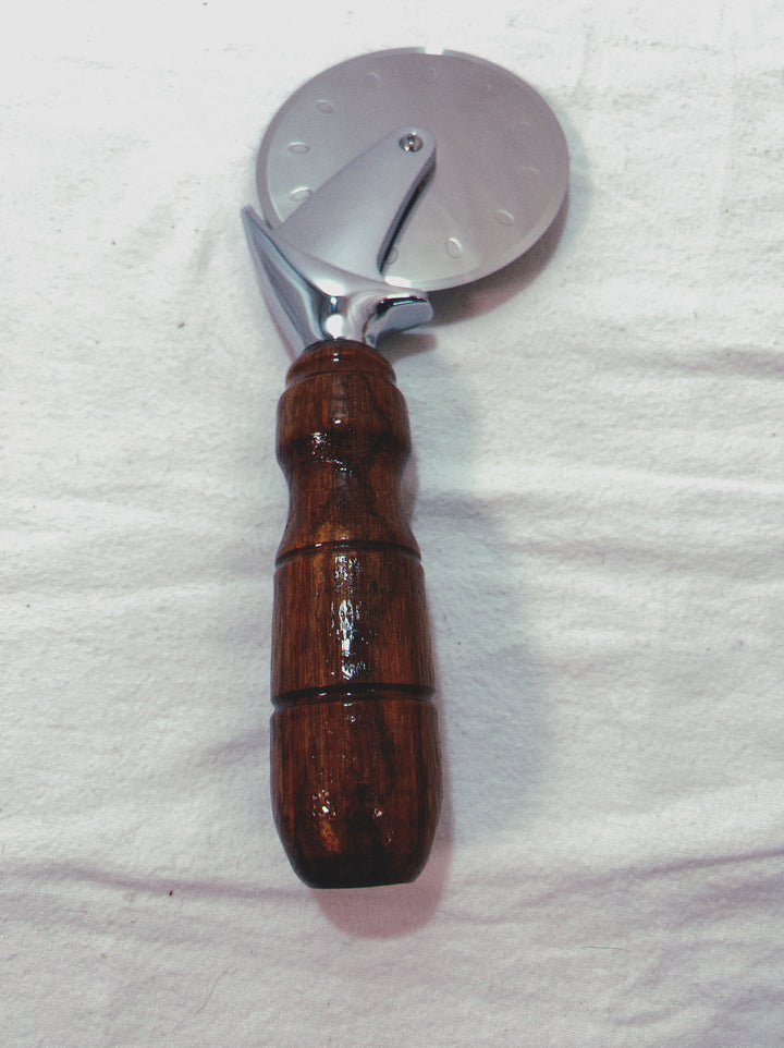 Pizza Cutter Walnut Hardwood Handle with Stainless Steel Rotary Blade 9996