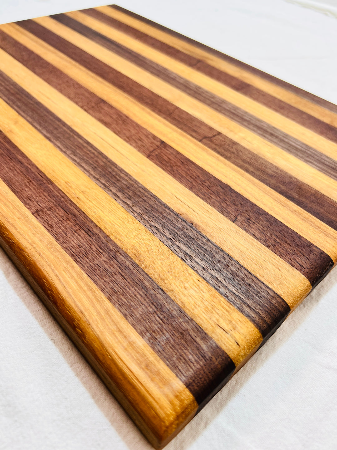 Edge Grain Cutting Board