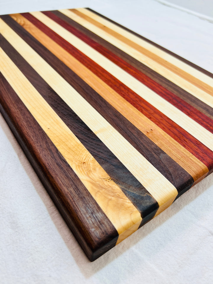 Edge Grain Cutting Board