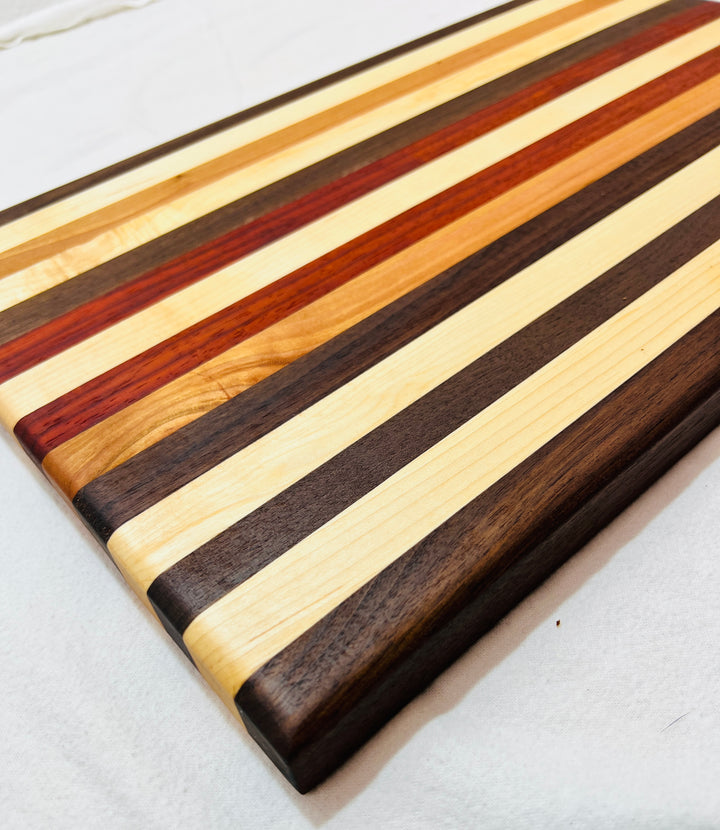 Edge Grain Cutting Board