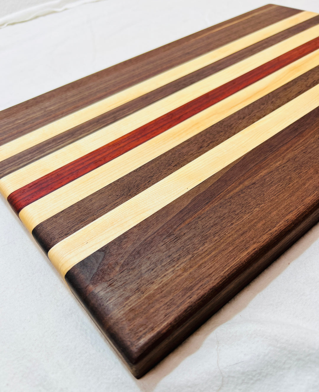 Edge Grain Cutting Board