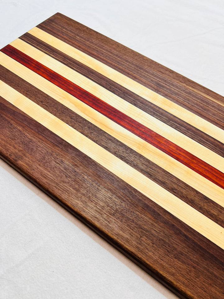 Edge Grain Cutting Board