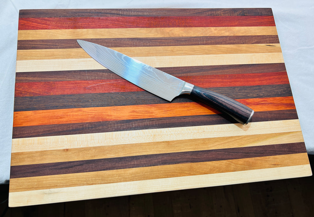 Edge Grain Cutting Board - Over the edge/Lip Design