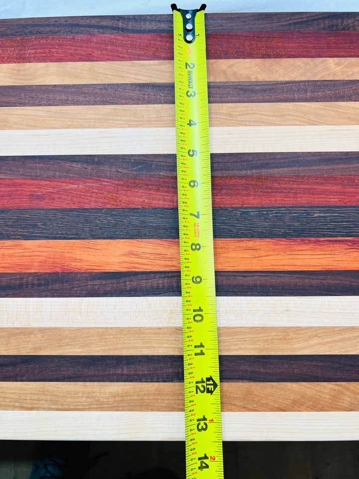 Edge Grain Cutting Board - Over the edge/Lip Design